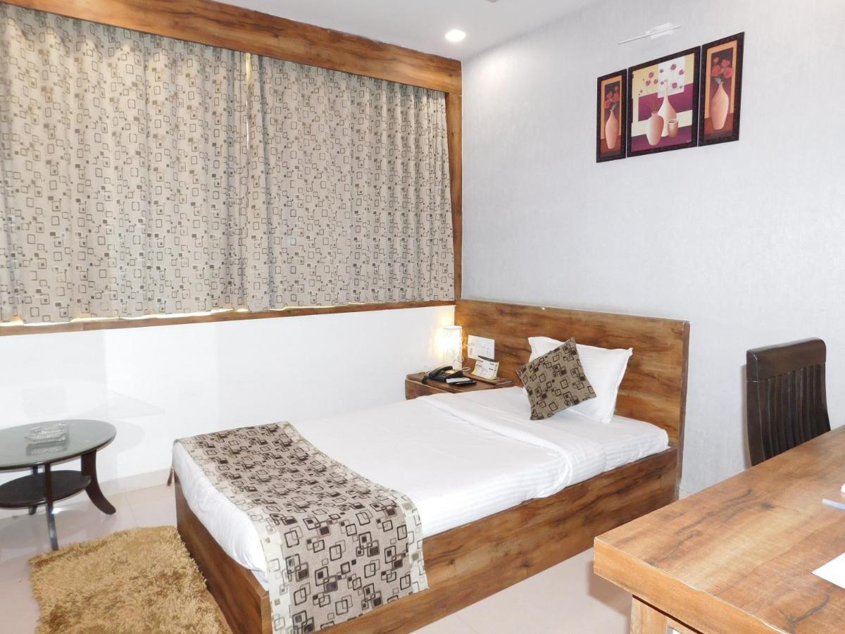 Hotel Shiva Club And Resort Mundra Εξωτερικό φωτογραφία